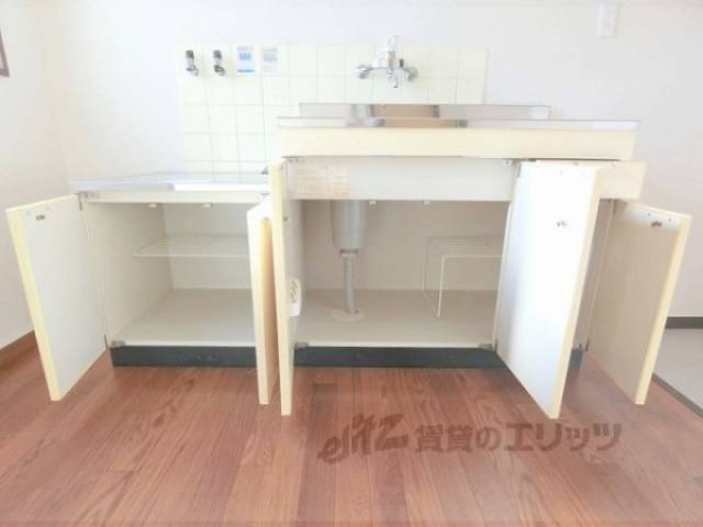 キッチン　キッチン下部収納