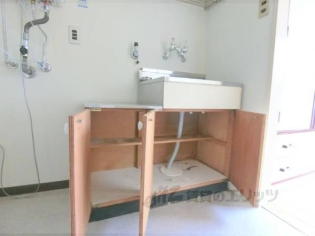 キッチン　キッチン下部収納