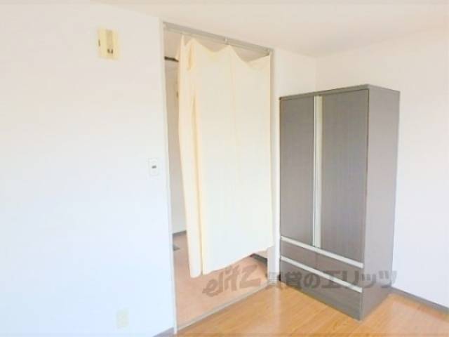 間仕切りカーテン