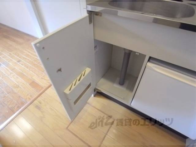 キッチン　下部収納