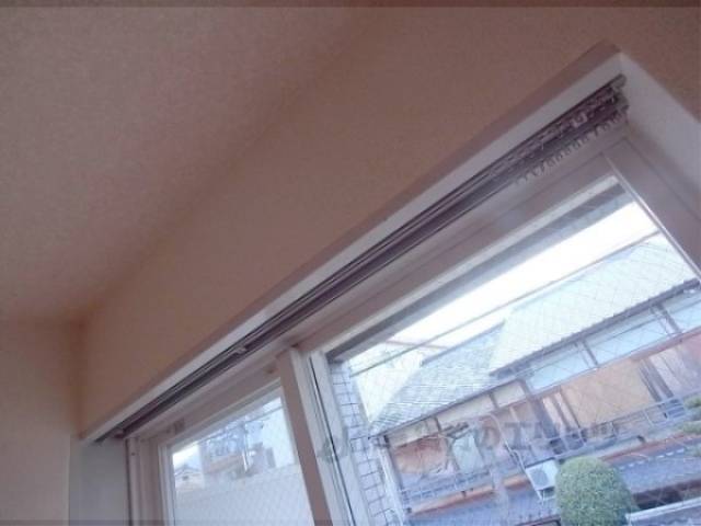 カーテンレール