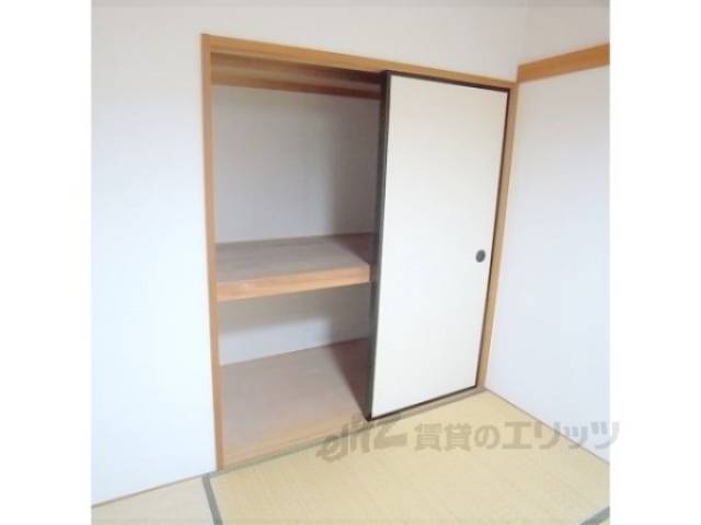 収納　奥行があるので便利ですね。