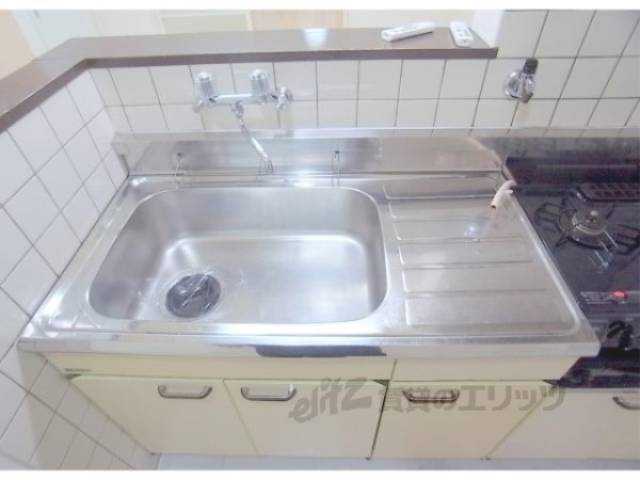 キッチン　シンク　水まわりは清潔感が大切です。