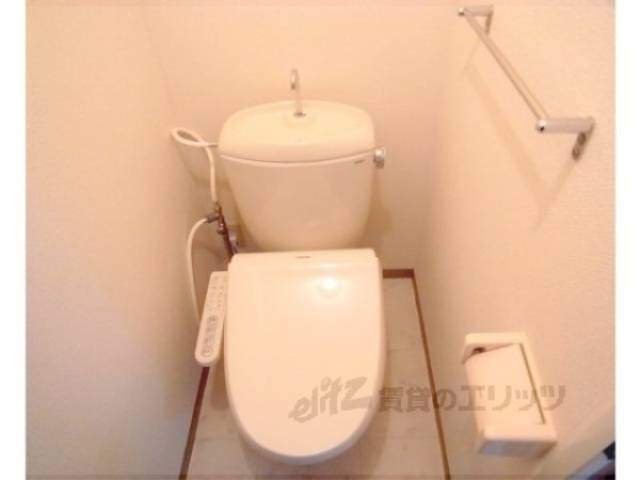 トイレ　シンプルでキレイなトイレです