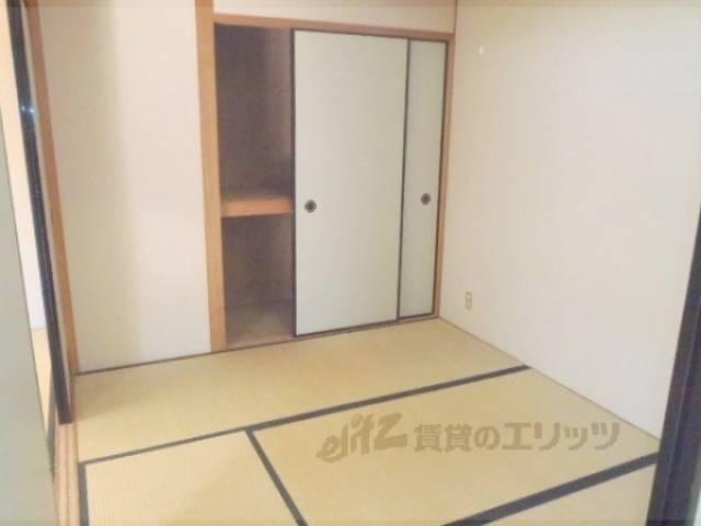 和室　広々サイズの和室