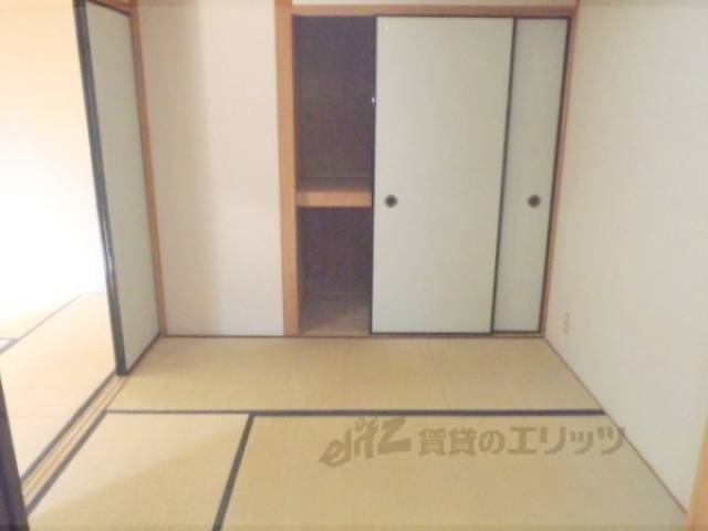 和室　明るいですよ