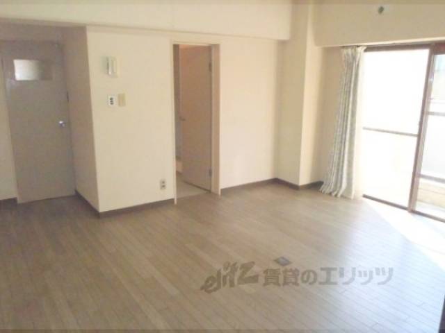 リビング　家族団らんもばっちりです