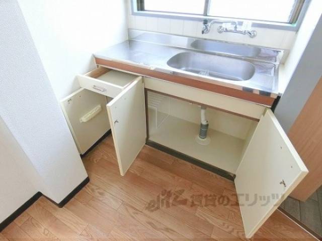 キッチン　キッチン下部収納