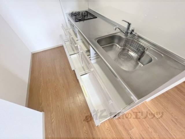 キッチン　下部収納