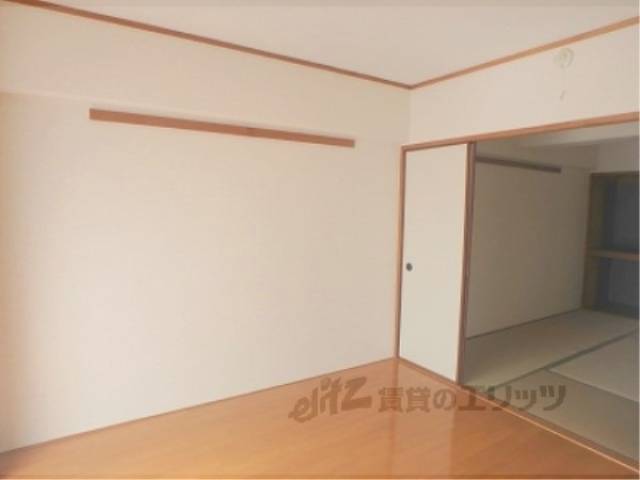 洋室　換気扇付き