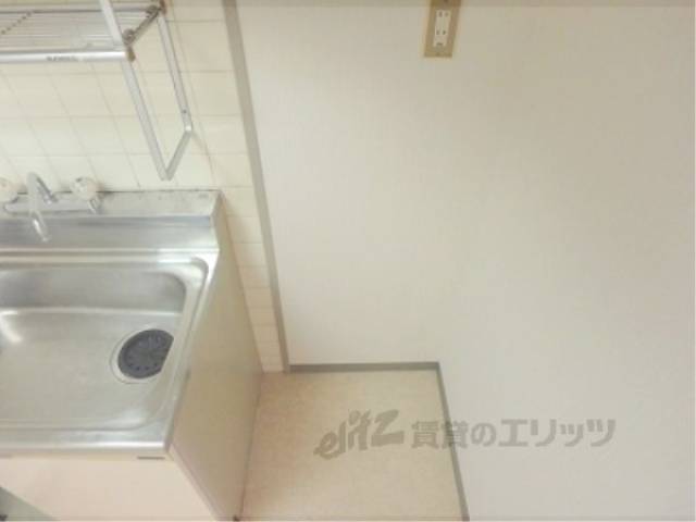 冷蔵庫置場　嬉しい室内洗濯機置場