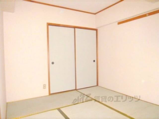 和室　押入れ付きです