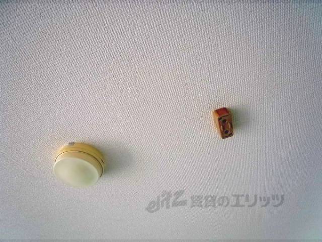 洋室照明コンセント