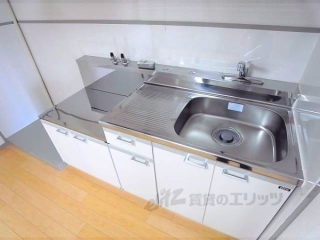 キッチン　奇麗なシンクですね