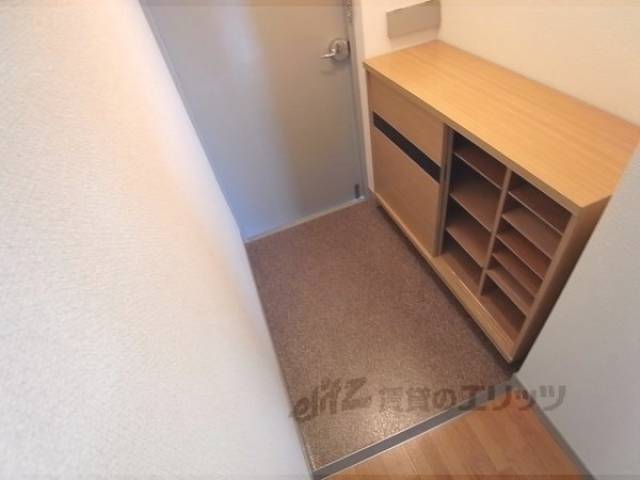 玄関　なかなかのスペースですね