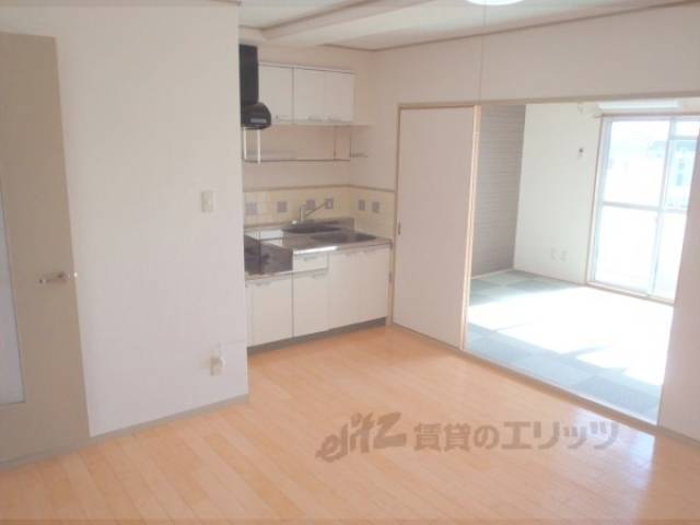 リビング　フローリングのキレイなリビングです。