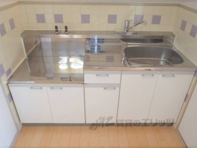 キッチン　２口ガスコンロ設置可能のキッチンです。
