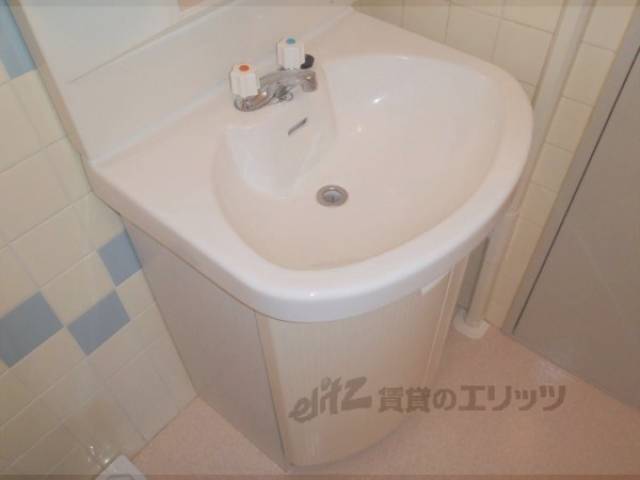 洗面所　独立洗面台です。