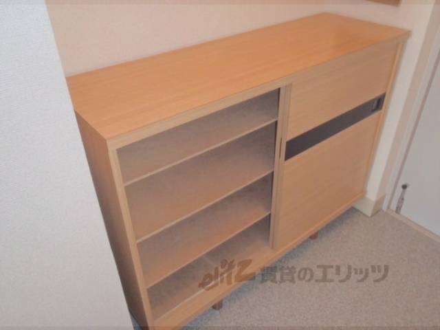 下駄箱　下駄箱が元から設置済みです。