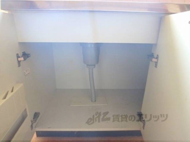 キッチン　下部収納
