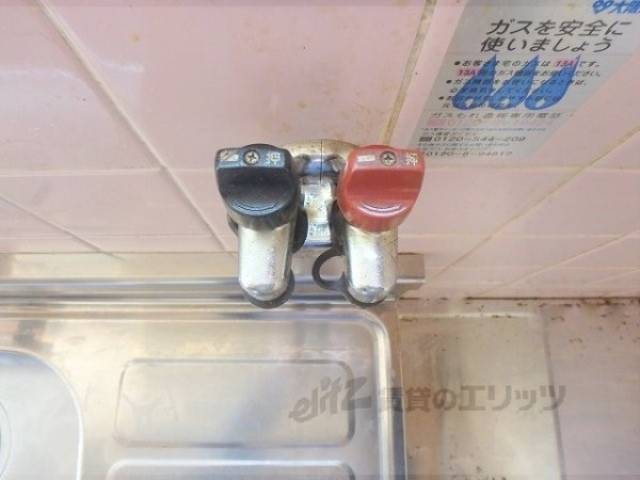 キッチン　ガス栓