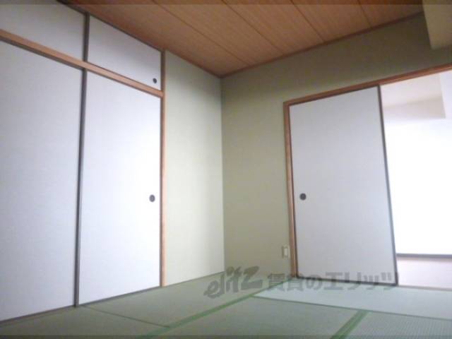 和室　日当たりの良い和室です。