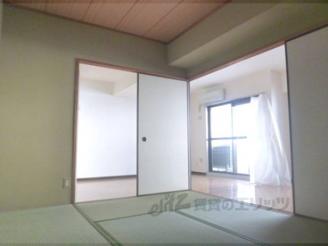 和室　日当たりの良い和室です。