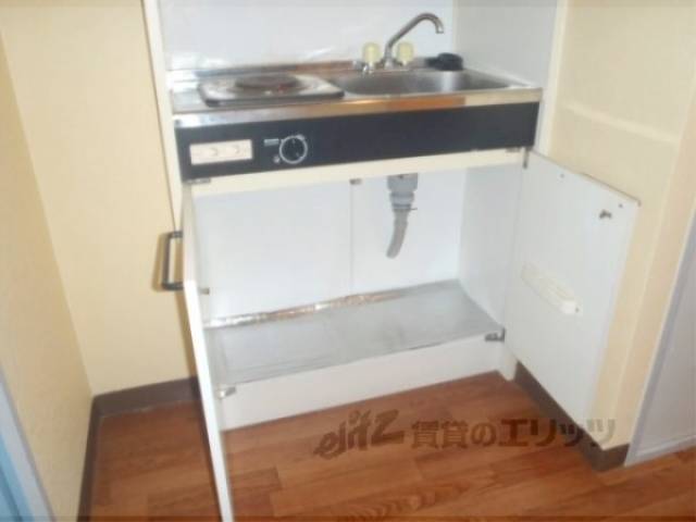 キッチン　キッチン下部収納