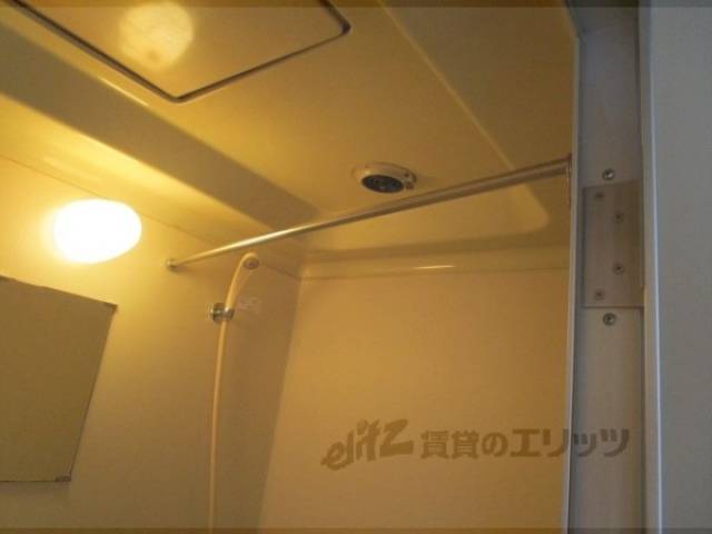 ユニットバス　物干し竿