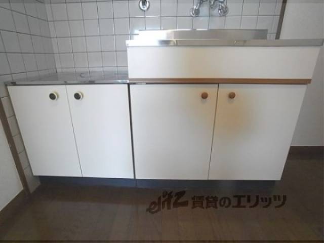 キッチン　キッチン下部収納