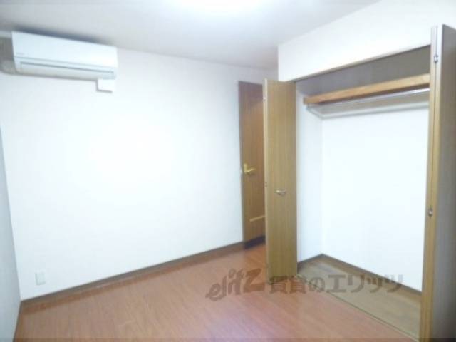 洋室　エアコン