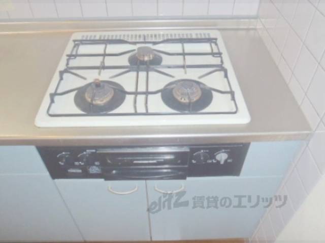 キッチン　コンロ