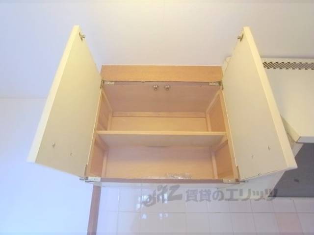 収納　キッチン