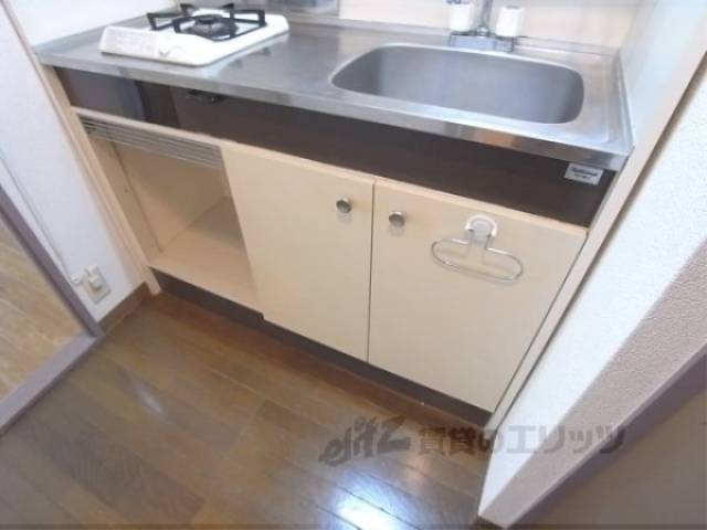 キッチン　下部収納