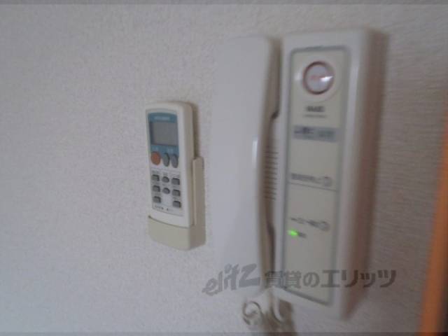ドアホン　オートロック付きで安心です