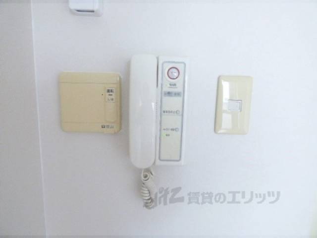 インターホン
