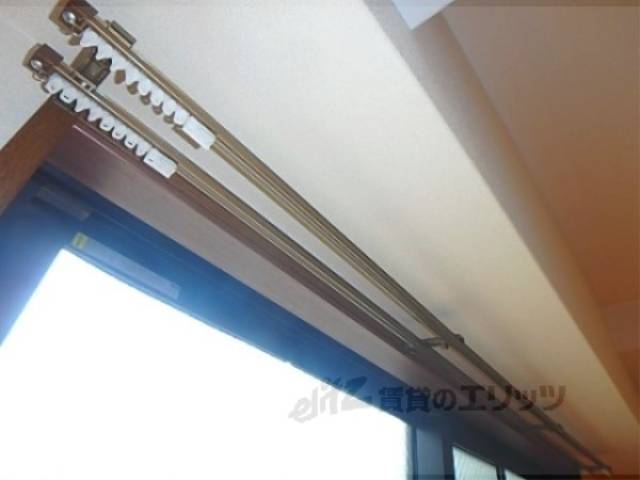 カーテンレール