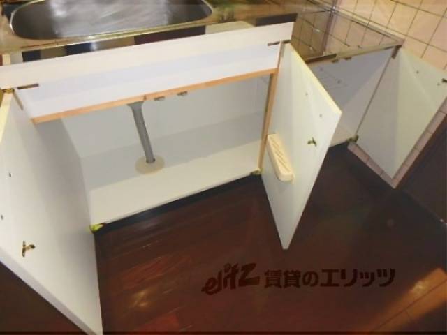 キッチン　下部収納