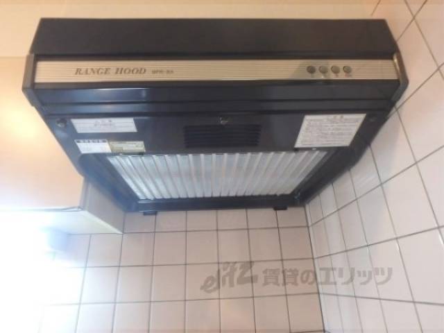 キッチン　綺麗な換気扇です