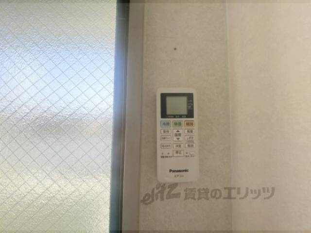 エアコンリモコン