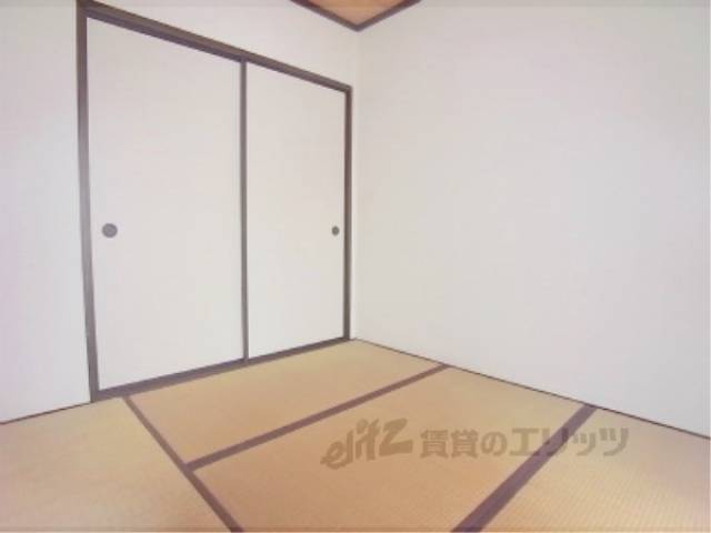 和室　４畳和室