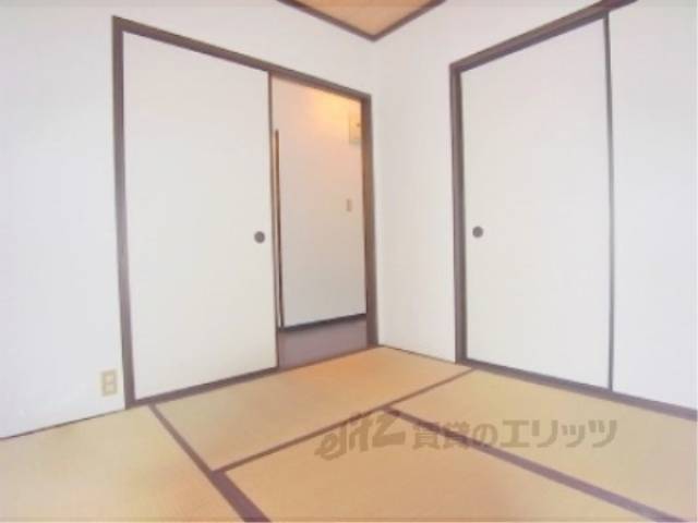 和室　４畳和室