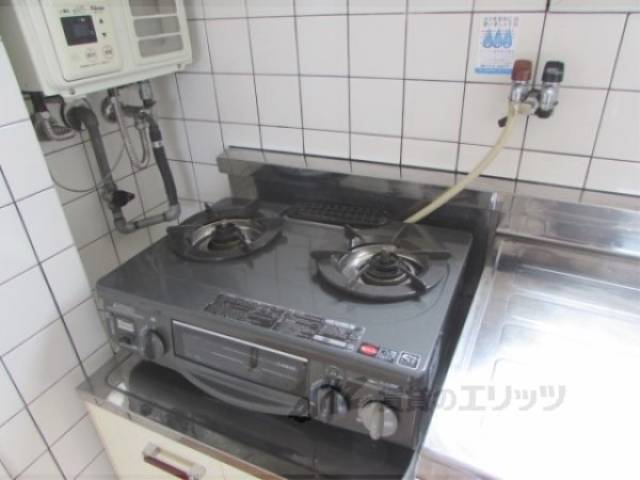 キッチン　二口コンロ