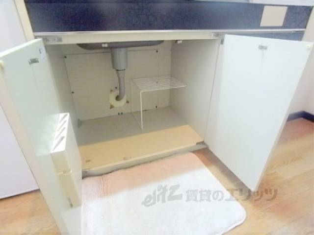 キッチン　下部収納