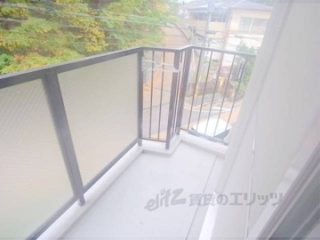 ベランダ　給湯リモコン