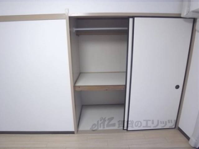 収納　たくさん物が入ります。