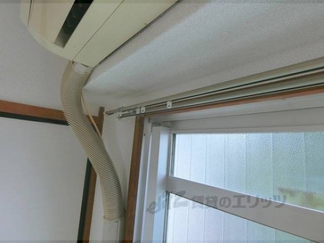 カーテンレール