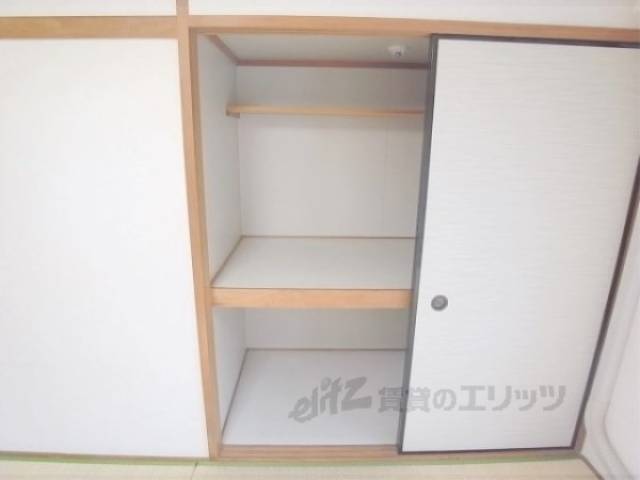 収納　大きめの押入れです。