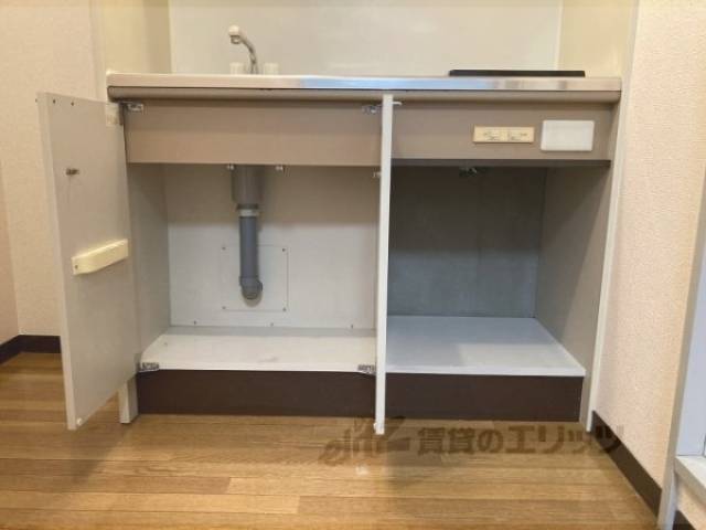 キッチン　下部収納