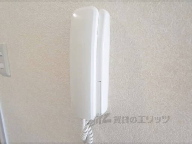 ドアホン　防犯面も安心です